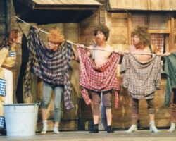 SETTE SPOSE PER SETTE FRATELLI edizione 1998/99
<br>Foto di Giovanni Montenero, Fabio Parenzan