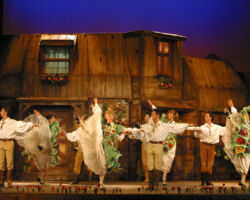 SETTE SPOSE PER SETTE FRATELLI edizione 2002/03
<br>Foto di Sandro D’Ascanio