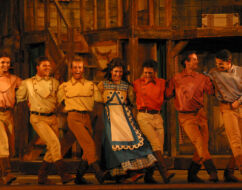 SETTE SPOSE PER SETTE FRATELLI edizione 2002/03
<br>Foto di Sandro D’Ascanio